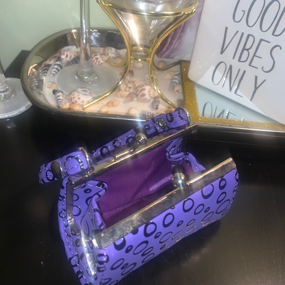 💜Purple Purse🖤 - Picture 2 of 3